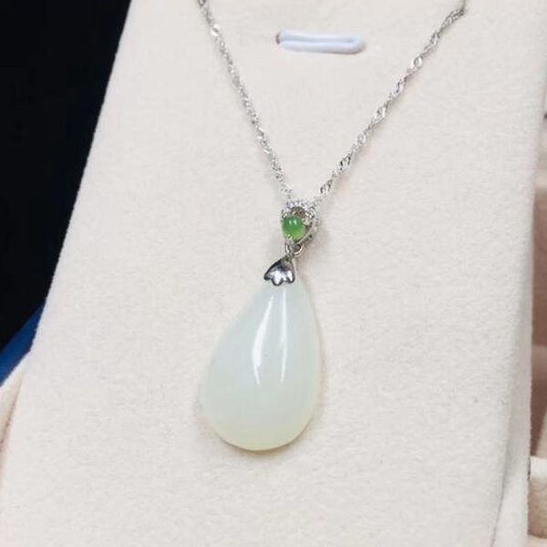 natural hetian 925 sterling silver white jade inlay zircon lucky pendant necklace for women charm jewelry
natural hetian 925 sterling silver white jade inlay zircon lucky pendant necklace for women charm jewelry