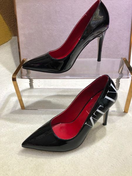 2019 model recommend women 039 red luxury bottom high heel fa hion highlight the characteri tic of the time
2019 model recommend women 039 red luxury bottom high heel fa hion highlight the characteri tic of the time