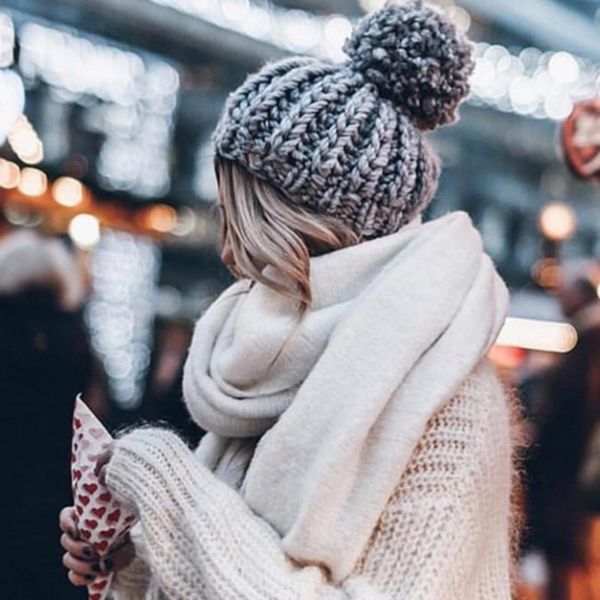 winter hand crocheted wool ball thick line knit warm hat women knitting hat ladies warmer ear thick soft beanie, Blue;gray
winter hand crocheted wool ball thick line knit warm hat women knitting hat ladies warmer ear thick soft beanie, Blue;gray