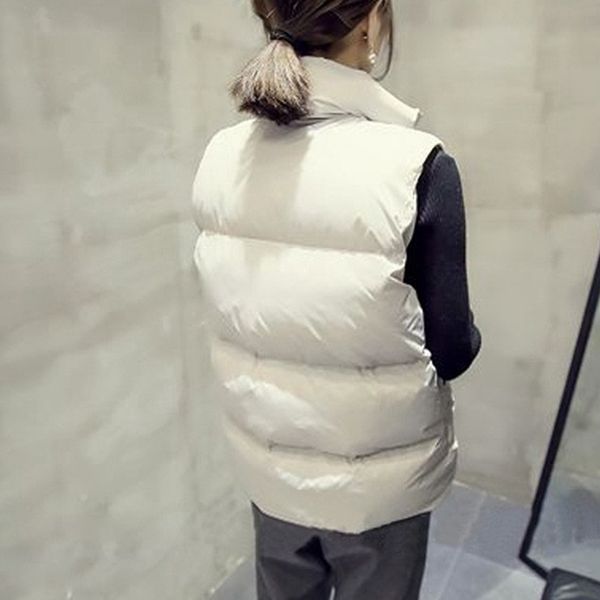 autumn and winter women cotton vest white duck down soft warm waistcoat outwear brand vest coat high quality, Black;white
autumn and winter women cotton vest white duck down soft warm waistcoat outwear brand vest coat high quality, Black;white