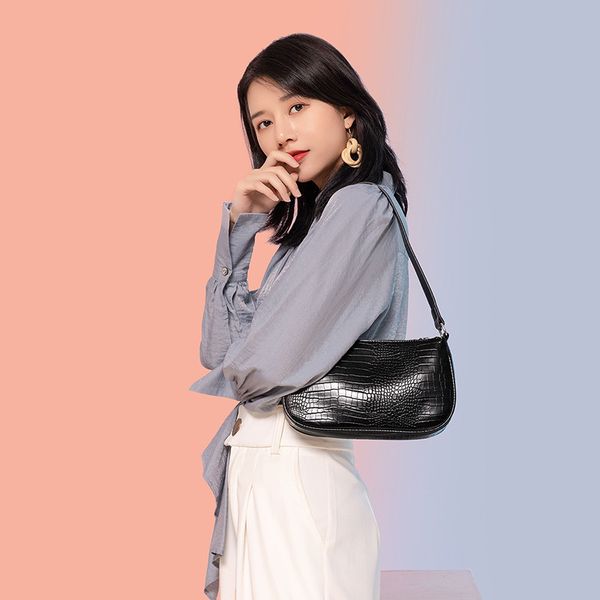 2020 new style foreign trade bags fashion personality crocodile pattern commuter shoulder bag underarm bag
2020 new style foreign trade bags fashion personality crocodile pattern commuter shoulder bag underarm bag