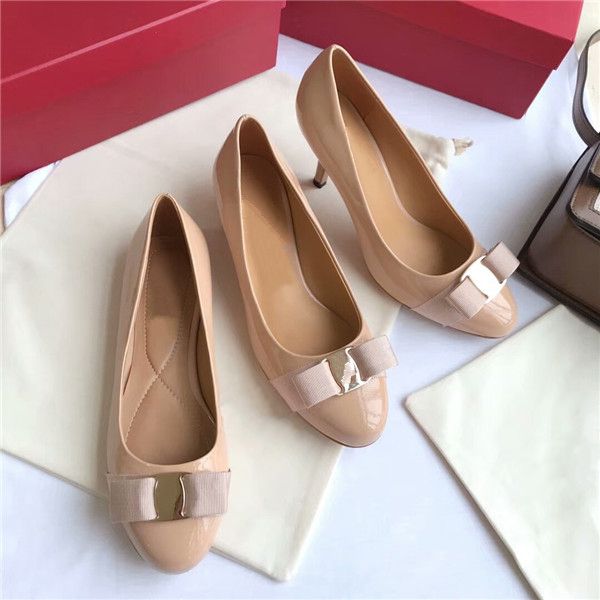 2019 summer new shoes women leisure black red wine red nude dark blue leather sandals slippers cs03 
2019 summer new shoes women leisure black red wine red nude dark blue leather sandals slippers cs03
