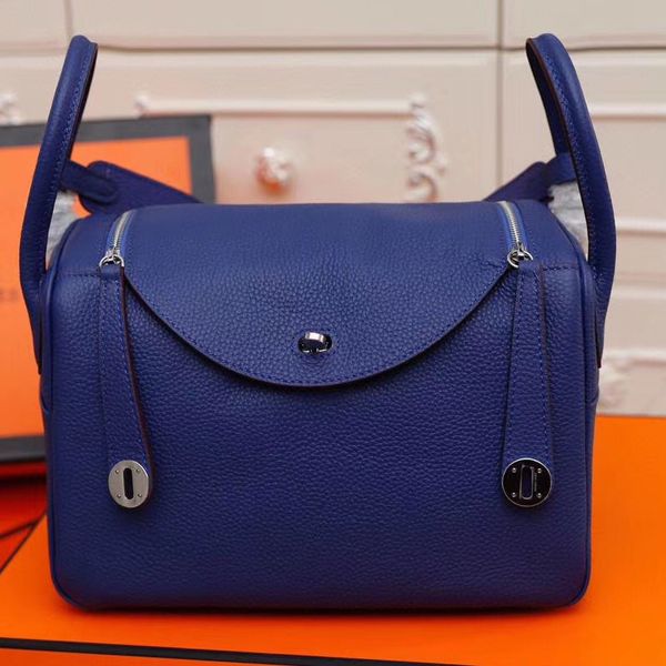 new classic fashion designer women handbags strap shoulder bags genuine leather black bags small purse tote shoulder bags style hipping
new classic fashion designer women handbags strap shoulder bags genuine leather black bags small purse tote shoulder bags style hipping