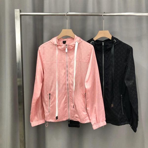 2019 men de igner windbreaker jacket luxury cla ic pattern print metal zipper clothe hooded long leeve men women real label tag new, Black;brown
2019 men de igner windbreaker jacket luxury cla ic pattern print metal zipper clothe hooded long leeve men women real label tag new, Black;brown