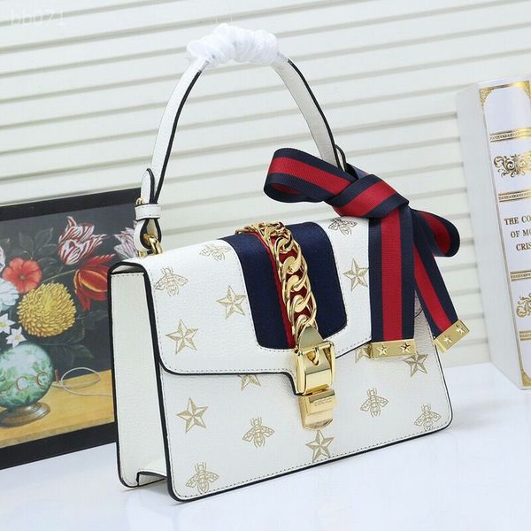 europe and america 2020 new ladies bag luxurious handsome casual envelope bag shoulder diagonal bag small square bags
europe and america 2020 new ladies bag luxurious handsome casual envelope bag shoulder diagonal bag small square bags