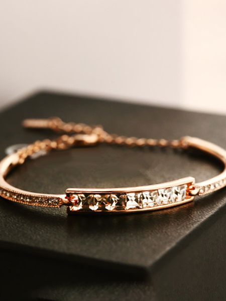 New fashion ins luxury designer exquisite glittering diamond bangle link chain woman bracelet rose gold 19cm
New fashion ins luxury designer exquisite glittering diamond bangle link chain woman bracelet rose gold 19cm