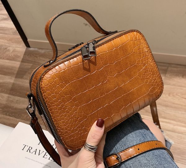узор кожа crossbody сумки для женщин мода небольшой сплошной цвет сумка женские сумки и кошельки с ручкой новый
узор кожа crossbody сумки для женщин мода небольшой сплошной цвет сумка женские сумки и кошельки с ручкой новый