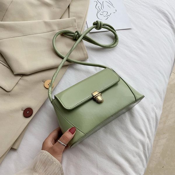 2020 new female bag fresh and cold wind simple armpit baguette female niche design retro portable armpit version shoulder bag
2020 new female bag fresh and cold wind simple armpit baguette female niche design retro portable armpit version shoulder bag