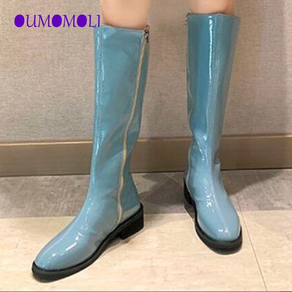 2019 моды новой женщина колено сапоги квадратного каблук женщины boots яркой лакированная кожа длинного размер 35-39 x490, Black
2019 моды новой женщина колено сапоги квадратного каблук женщины boots яркой лакированная кожа длинного размер 35-39 x490, Black