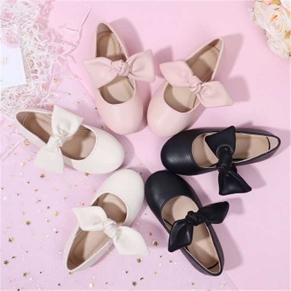 flat shoes kids leather girls sandals 2021 korean dance children' princess bow casual, Black;grey
flat shoes kids leather girls sandals 2021 korean dance children' princess bow casual, Black;grey