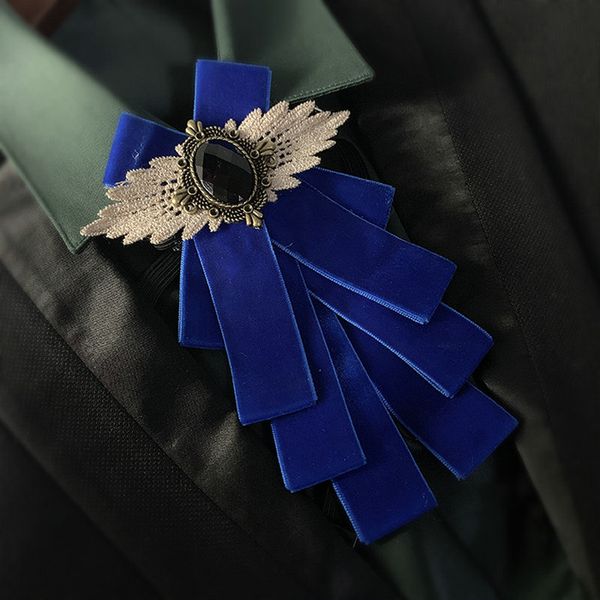 2020 british women men neck collar shirt decoration velvet clothing bow tie cravat wedding party necktie alloy rhinestone bowtie, Black;gray
2020 british women men neck collar shirt decoration velvet clothing bow tie cravat wedding party necktie alloy rhinestone bowtie, Black;gray