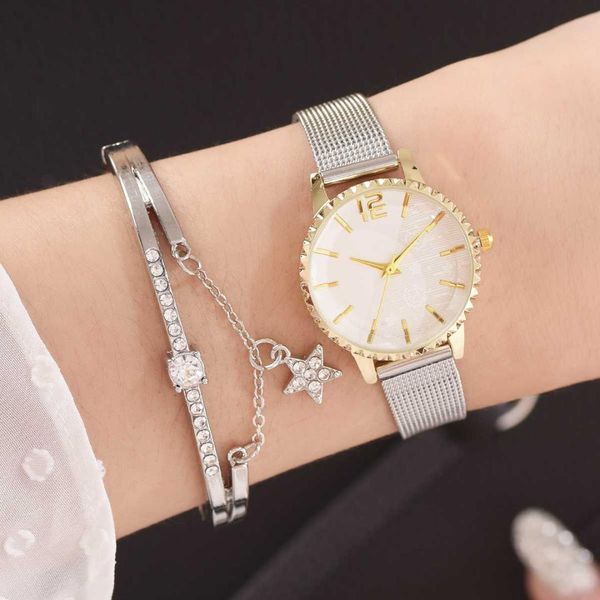 elegant women alloy watches luxury ladies analog quartz wristwatches fashion female clock women watch relogios femininos relogi, Slivery;brown
elegant women alloy watches luxury ladies analog quartz wristwatches fashion female clock women watch relogios femininos relogi, Slivery;brown