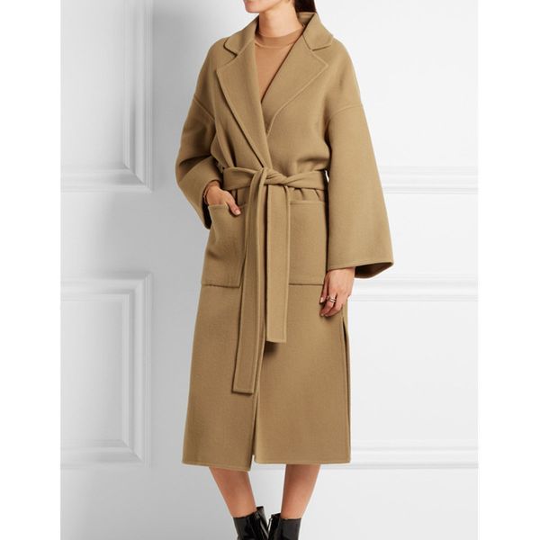 wool coat women's long maxi camel coat winter wool blends runway brand warm 100% outfit black high quality
wool coat women's long maxi camel coat winter wool blends runway brand warm 100% outfit black high quality