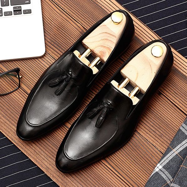 classic pointed toe slip on man casual shoes genuine leather male tassels loafers comfortable men's formal flats dm103, Black
classic pointed toe slip on man casual shoes genuine leather male tassels loafers comfortable men's formal flats dm103, Black