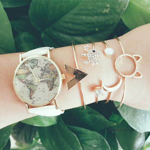 4 pcs/ set boho cat elephant moon v shaped crystal open bracelet women kawaii gold party bracelet set combination, Golden;silver
4 pcs/ set boho cat elephant moon v shaped crystal open bracelet women kawaii gold party bracelet set combination, Golden;silver