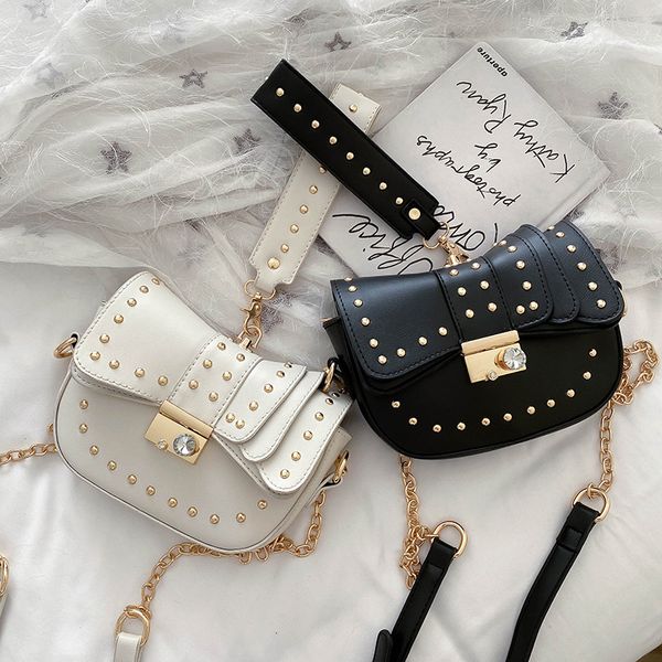 solid color pu leather crossbody bags for women 2020 mini fashion shoulder messenger bag rivet handbag lady travel totes
solid color pu leather crossbody bags for women 2020 mini fashion shoulder messenger bag rivet handbag lady travel totes