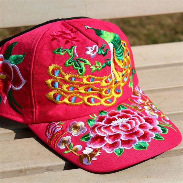2019 national wind embroidery peacock flowers baseball cap adjustable snapback hats for women 117, Blue;gray
2019 national wind embroidery peacock flowers baseball cap adjustable snapback hats for women 117, Blue;gray