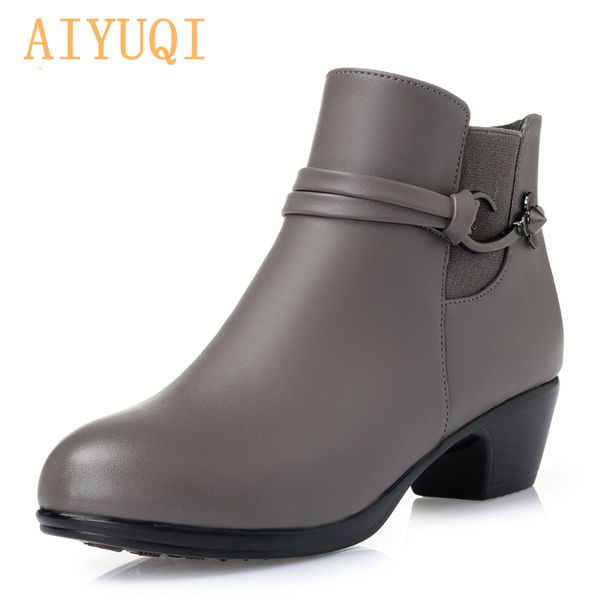 aiyuqi 2019 new winter genuine leather women's boots. wool warm ankle boots. large size 41 42 43 gray party boots women, Black
aiyuqi 2019 new winter genuine leather women's boots. wool warm ankle boots. large size 41 42 43 gray party boots women, Black
