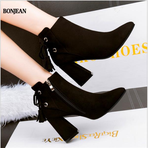 european and american nightclubs with pointed bows and suede short women's boots were thin boots naked women, Black
european and american nightclubs with pointed bows and suede short women's boots were thin boots naked women, Black