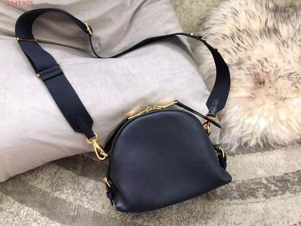 selling new brand handbag leather wallet designer ladies shoulder brand wallet leather handbag leather messenger mobile phone bag
selling new brand handbag leather wallet designer ladies shoulder brand wallet leather handbag leather messenger mobile phone bag