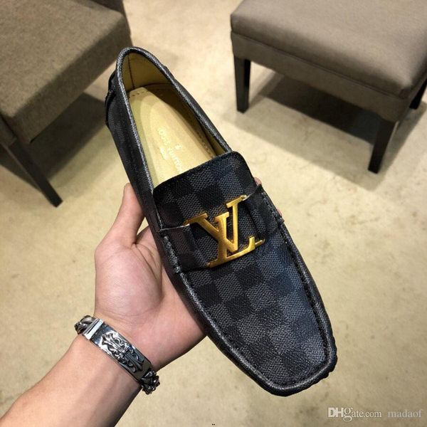 20ssgenuine leather men formal shoes brogue for wedding party male flat luxury men's dress shoes yetc4, Black
20ssgenuine leather men formal shoes brogue for wedding party male flat luxury men's dress shoes yetc4, Black