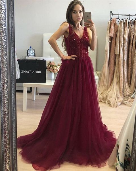 setwell v-neck a-line evening dress sleeveless backless beaded floor length long train party prom gown, Black;red
setwell v-neck a-line evening dress sleeveless backless beaded floor length long train party prom gown, Black;red