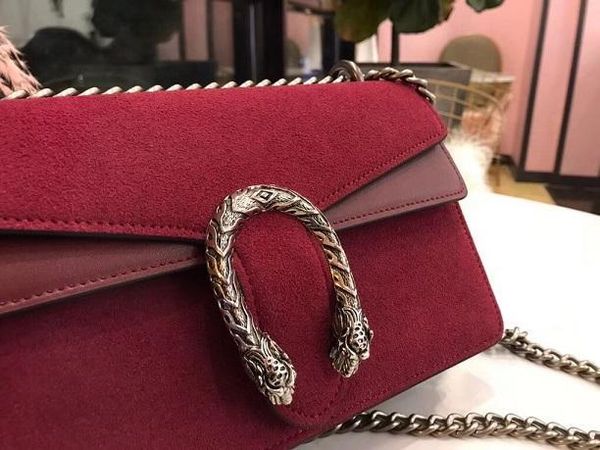 new arrival women velvet suede handbags elegant shoulder bag fashion contrast colour shoulder bags 28cm genuine leather fashion
new arrival women velvet suede handbags elegant shoulder bag fashion contrast colour shoulder bags 28cm genuine leather fashion