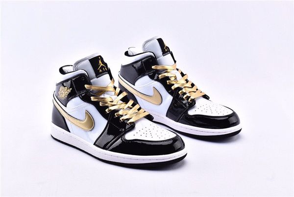 men brand running shoes comfortable sports outdoor sneakers male athletic breathable footwear zapatillas walking jogging shoes size:40-45 a6, Black
men brand running shoes comfortable sports outdoor sneakers male athletic breathable footwear zapatillas walking jogging shoes size:40-45 a6, Black