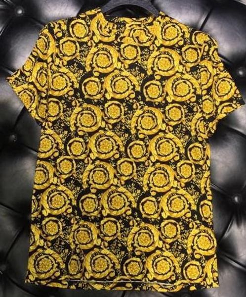 2019 spring 19ss new fashion arrival designer tees royal floral print t shirt for luxury men cotton brand clothing famous, White;black
2019 spring 19ss new fashion arrival designer tees royal floral print t shirt for luxury men cotton brand clothing famous, White;black