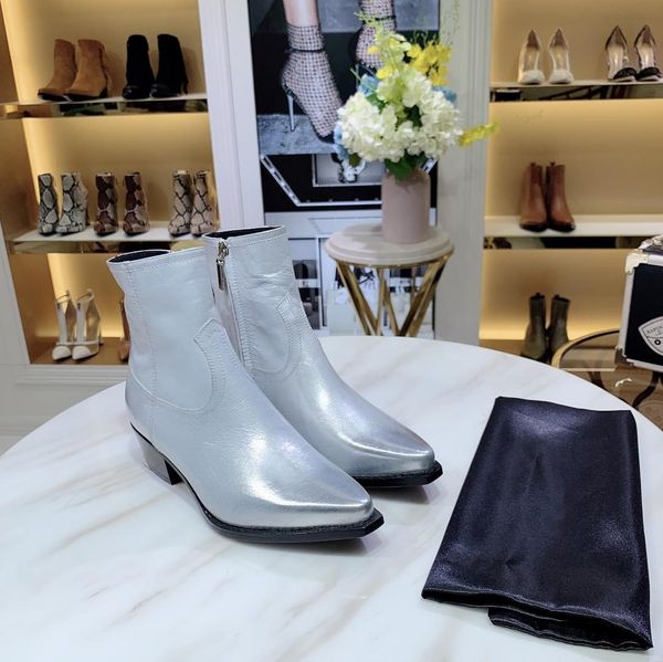 ankle boot design - new autumn/winter 2019 ankle boot classic small square head small chunky heel leather leather insole height 4cm, Black
ankle boot design - new autumn/winter 2019 ankle boot classic small square head small chunky heel leather leather insole height 4cm, Black