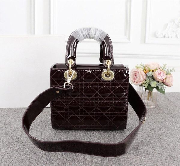 2019 new women s shoulder bags patent leather solid color fashion temperament personality portable messenger bags
2019 new women s shoulder bags patent leather solid color fashion temperament personality portable messenger bags