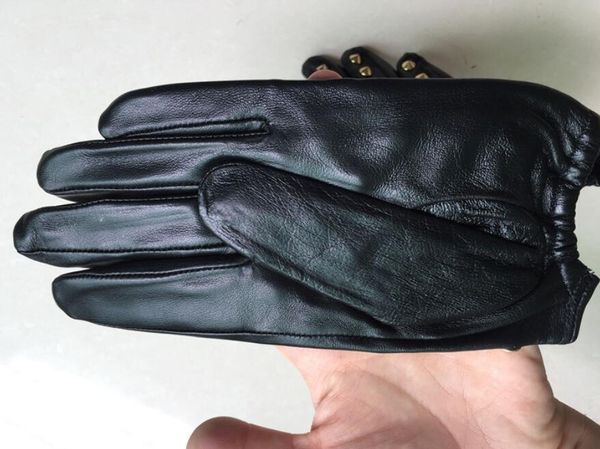 fashion-winter fur genuine leather luxury original fashion brand gloves plush warm sheepskin cute half finger chain rivet boxing gloves, Blue;gray
fashion-winter fur genuine leather luxury original fashion brand gloves plush warm sheepskin cute half finger chain rivet boxing gloves, Blue;gray