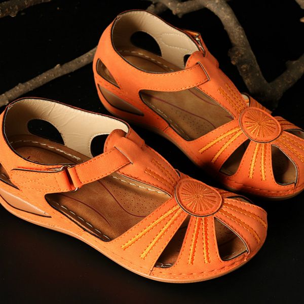 swonco big size platform snandals women summer shoes t strape 2020 female vintage casual shoes breathable wedge sandals platform, Black
swonco big size platform snandals women summer shoes t strape 2020 female vintage casual shoes breathable wedge sandals platform, Black
