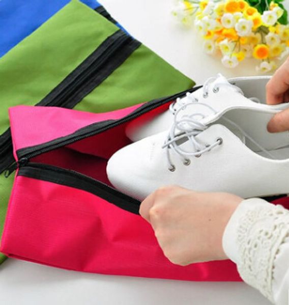 travel folding shoes storage bag simple nylon waterproof dustproof shoes case portable shoes sundries organizer hanging bag
travel folding shoes storage bag simple nylon waterproof dustproof shoes case portable shoes sundries organizer hanging bag