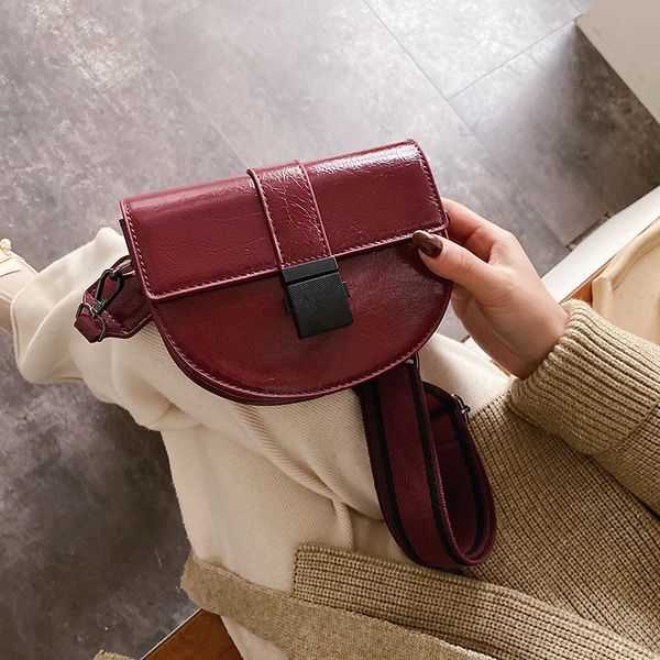 women handbag 2020 new luxury designer fashion crossbody messenger bag vintage simple shoulder saddle bag
women handbag 2020 new luxury designer fashion crossbody messenger bag vintage simple shoulder saddle bag