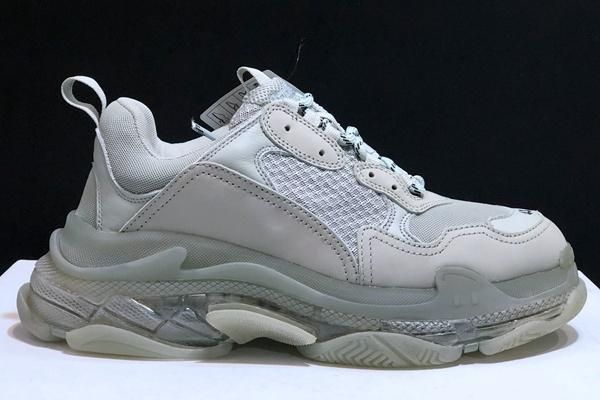 2020 fashion sole bottom paris 17fw triple s mens designer sneakers vintage dad platform women luxury casual shoes sports trainers c03, Black
2020 fashion sole bottom paris 17fw triple s mens designer sneakers vintage dad platform women luxury casual shoes sports trainers c03, Black