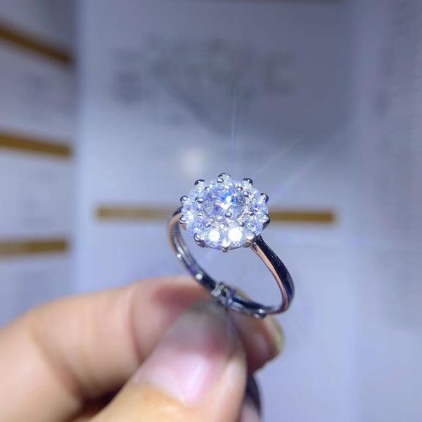 moissanite, 925 silver fashion design, strong fire color,diamond, high hardness 0.5ct stone, Golden;silver
moissanite, 925 silver fashion design, strong fire color,diamond, high hardness 0.5ct stone, Golden;silver