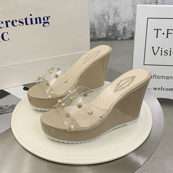 rivet rubber wedge heel for women flip flop sandalen high heels pu sandalen women shoes summer platform sandals slippers, Black
rivet rubber wedge heel for women flip flop sandalen high heels pu sandalen women shoes summer platform sandals slippers, Black