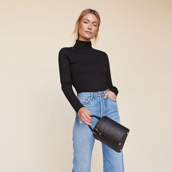 женской сексуальной backless узких комбинезоны дизайнер casual pure color стенд воротник комбинезоны мода rompers женщина одежда, Black;white
женской сексуальной backless узких комбинезоны дизайнер casual pure color стенд воротник комбинезоны мода rompers женщина одежда, Black;white