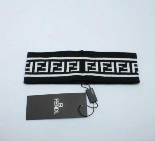 2019 дизайн эластичной повязки для женщин моды hairband для девушки женщин ретро тюрбан головных уборов подарков 3 цвета k8713, Silver
2019 дизайн эластичной повязки для женщин моды hairband для девушки женщин ретро тюрбан головных уборов подарков 3 цвета k8713, Silver