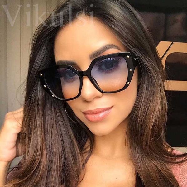 square cat eye sunglasses women 2020 fashion traveling retro style rivets sun glasses for woman goggles gafas zonnebril dames, White;black
square cat eye sunglasses women 2020 fashion traveling retro style rivets sun glasses for woman goggles gafas zonnebril dames, White;black