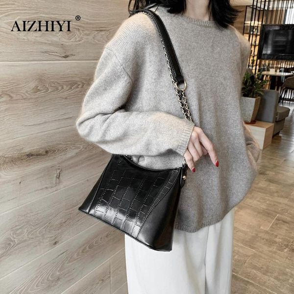 women pu leather handbags shoulder messenger bag women leather retro large capacity crossbody bag for vacation and travel
women pu leather handbags shoulder messenger bag women leather retro large capacity crossbody bag for vacation and travel