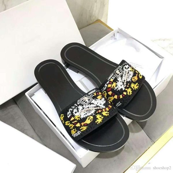 2019 brand flat sandals with box sandbag, slippers designer slippers first and second generation flip flops, women's diamond-e, Black
2019 brand flat sandals with box sandbag, slippers designer slippers first and second generation flip flops, women's diamond-e, Black