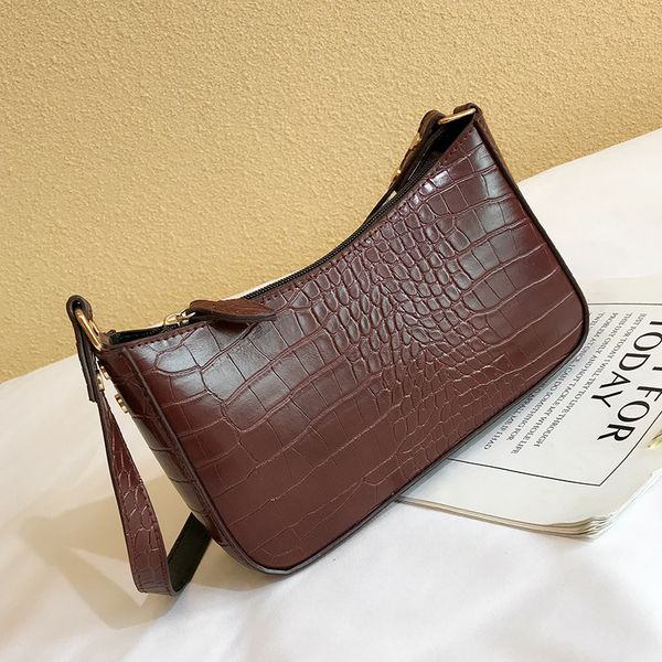 women handbag 2019 retro winter new vintage baguette crocodile pattern lady shoulder bag fashion messenger bag
women handbag 2019 retro winter new vintage baguette crocodile pattern lady shoulder bag fashion messenger bag