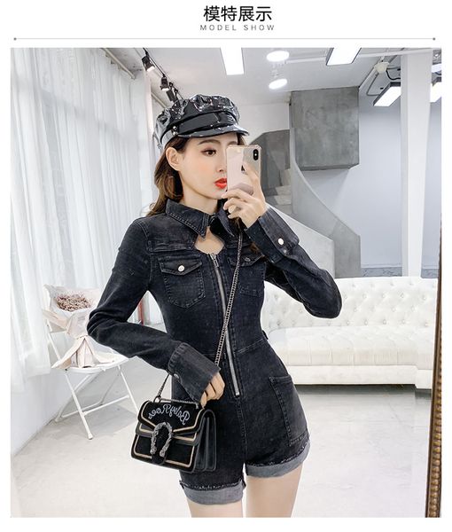 2019 spring and summer new long sleeves stretch slim zipper jumpsuit women's korean casual bib shorts women jumpsuit, Black;white
2019 spring and summer new long sleeves stretch slim zipper jumpsuit women's korean casual bib shorts women jumpsuit, Black;white