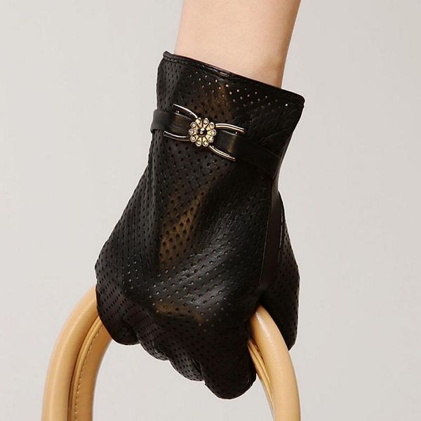 real leather gloves female spring autumn thin breathable genuine leather sheepskin driving woman' gloves fashion trend l093nn-1, Blue;gray
real leather gloves female spring autumn thin breathable genuine leather sheepskin driving woman' gloves fashion trend l093nn-1, Blue;gray
