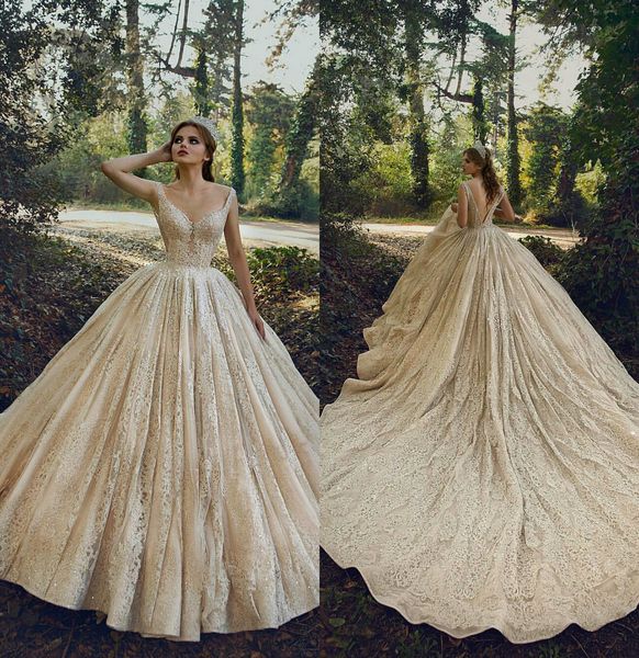 2019 vintage арабские свадебные платья v-образным вырезом кружева аппликация часовня поезд boho свадебное платье в стиле кантри плюс размер, White
2019 vintage арабские свадебные платья v-образным вырезом кружева аппликация часовня поезд boho свадебное платье в стиле кантри плюс размер, White