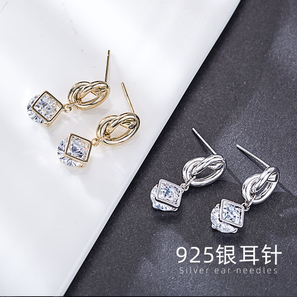 ed001 925 sterling silver fine jewelry spain version women's earrings wholesale price ing, Golden;silver
ed001 925 sterling silver fine jewelry spain version women's earrings wholesale price ing, Golden;silver