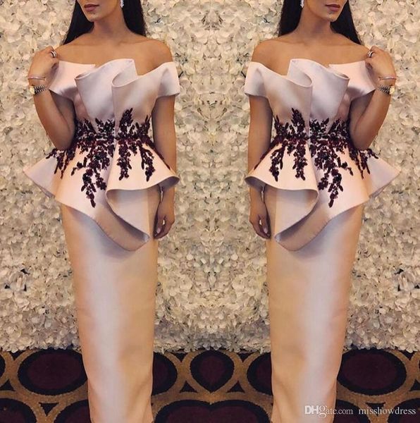 elegant arabic off the shoulder satin evening dresses mermaid ruffles lace applique floor length long prom gowns vestidos de festa custom, Black;red 
elegant arabic off the shoulder satin evening dresses mermaid ruffles lace applique floor length long prom gowns vestidos de festa custom, Black;red