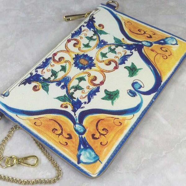 designer-graffiti rabbit, parrot animal, cartoon owl, kitten, dog, wine god, lotus fan, shopping bag, cowskin girl bag
designer-graffiti rabbit, parrot animal, cartoon owl, kitten, dog, wine god, lotus fan, shopping bag, cowskin girl bag